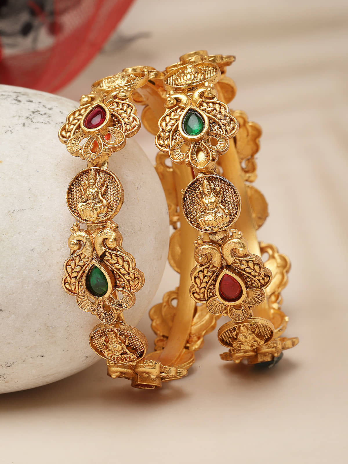 Sukkhi Red Bangle Set ( Pack of 2 ) - Bangles & Bracelets | Buy online on ZillyBuy
