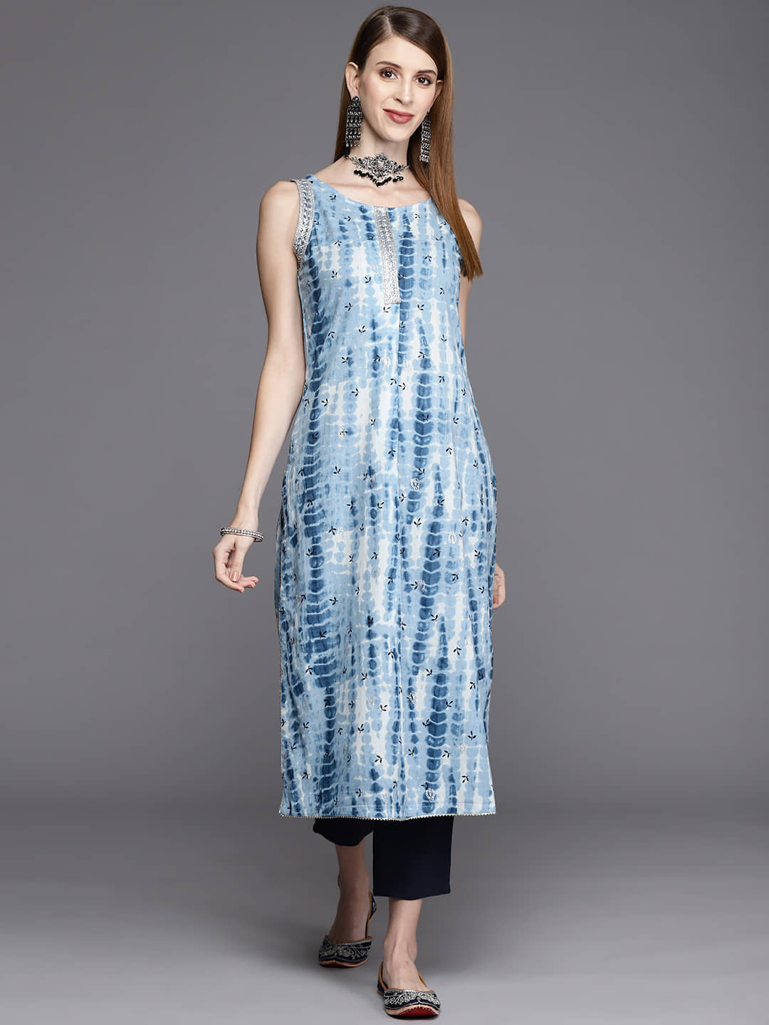 Varanga Cotton Dyed Straight Women's Kurti - Blue ( Pack of 1 ) - Kurtis, Tunics | Buy online on ZillyBuy