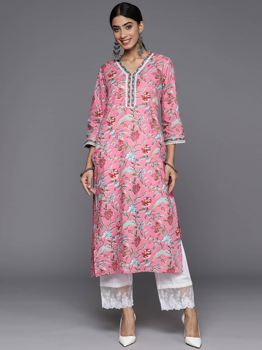 Varanga Cotton Printed Straight Women's Kurti - Pink ( Pack of 1 ) - Kurtis, Tunics | Buy online on ZillyBuy