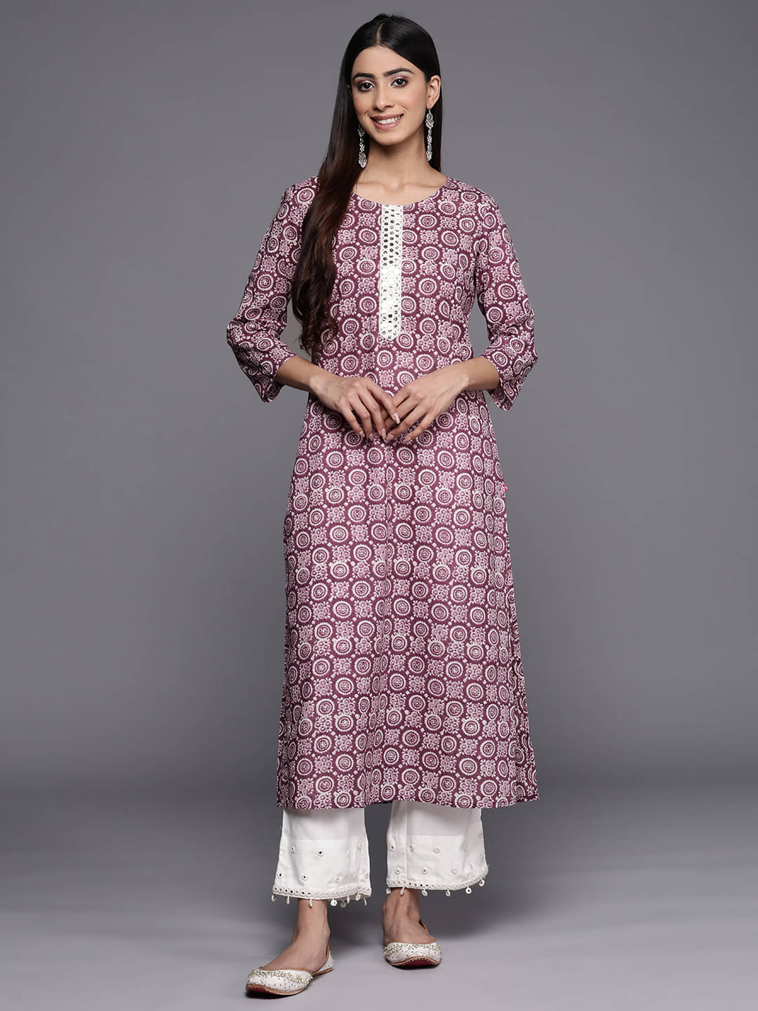     			Varanga Cotton Printed Straight Women's Kurti - Purple ( Pack of 1 )