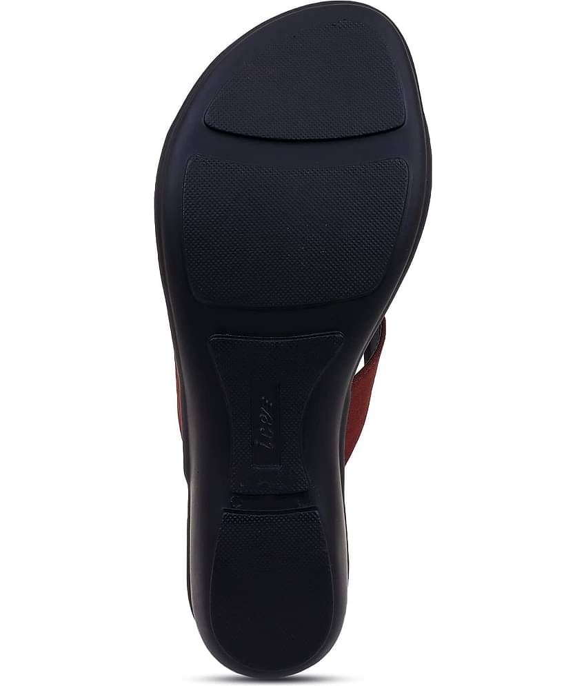 Feel It Brown Women's Slip On Heels