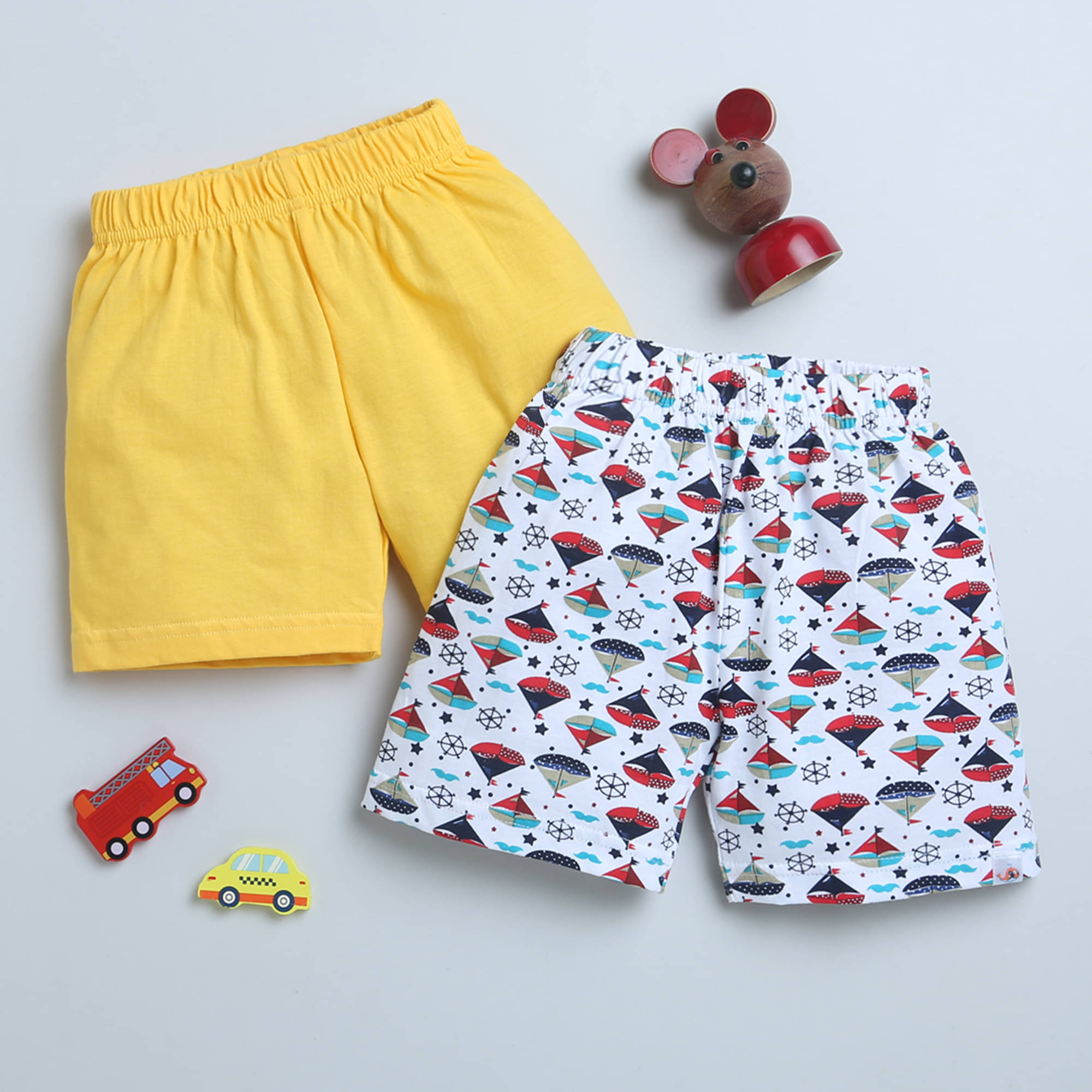    			BUMZEE White & Yellow Boys Shorts Pack Of 2 Age - 6-12 Months