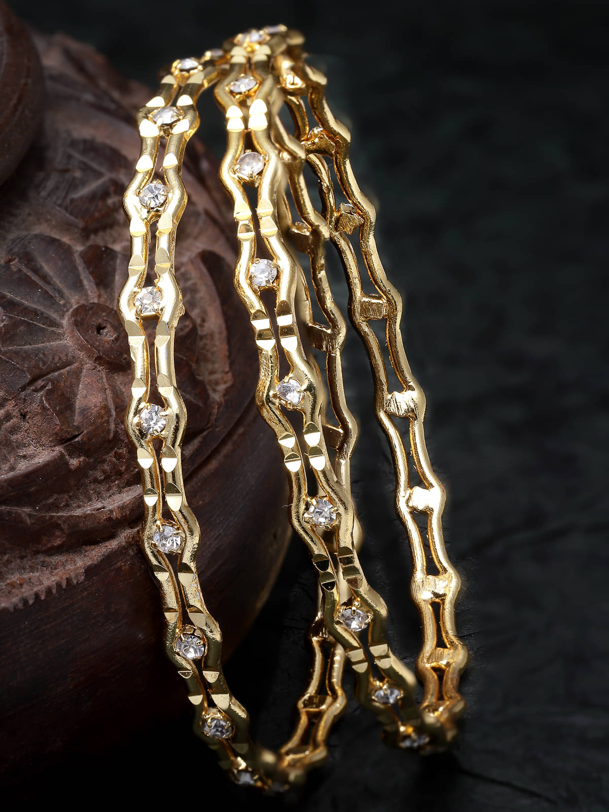     			Sukkhi Gold Bangle Set ( Pack of 2 )