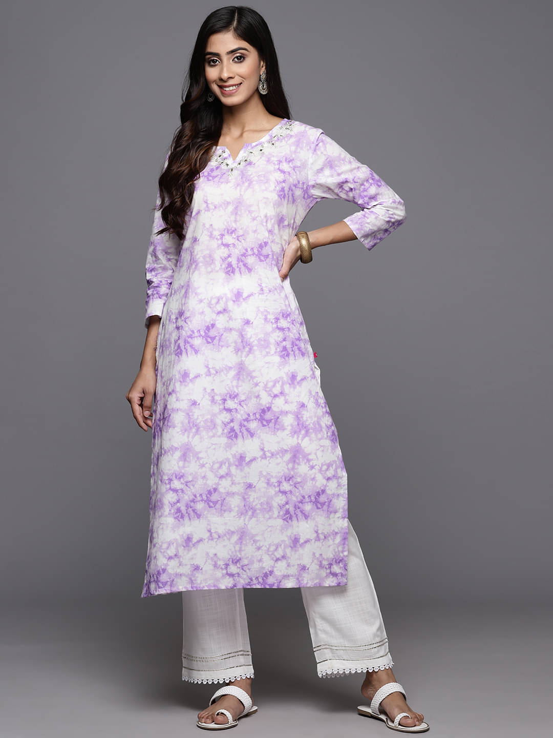 Varanga Cotton Dyed Straight Women's Kurti - Purple ( Pack of 1 ) Varanga Cotton Dyed Straight Women's Kurti - Purple ( Pack of 1 )