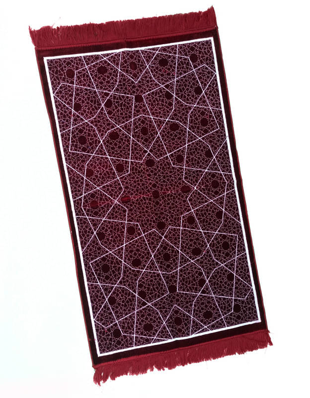     			ADIRNY Maroon Single Regular Velvet Prayer Mat ( 115 X 65 cm )