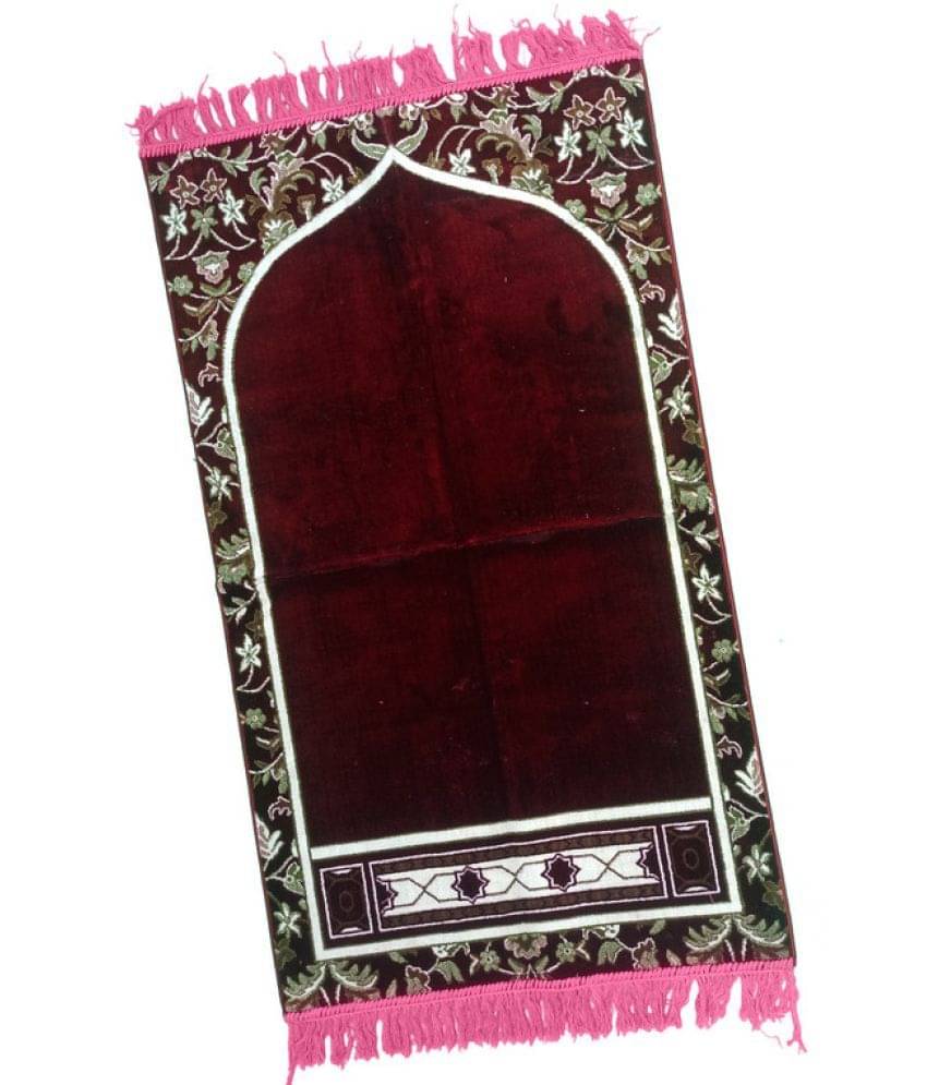 ADIRNY Maroon Single Regular Velvet Prayer Mat ( 115 X 65 cm )     			ADIRNY Maroon Single Regular Velvet Prayer Mat ( 115 X 65 cm )
