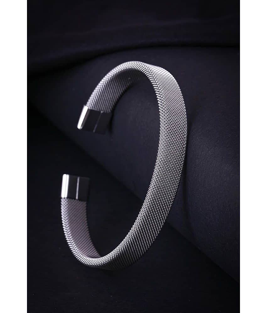 FASHION FRILL Silver Bracelet ( Pack of 1 ) - Bangles & Bracelets | Buy online on ZillyBuy