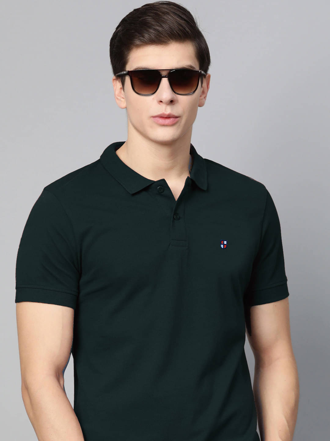ADORATE Cotton Blend Regular Fit Solid Half Sleeves Men's Polo T Shirt - Dark Green ( Pack of 1 ) ADORATE Cotton Blend Regular Fit Solid Half Sleeves Men's Polo T Shirt - Dark Green ( Pack of 1 )