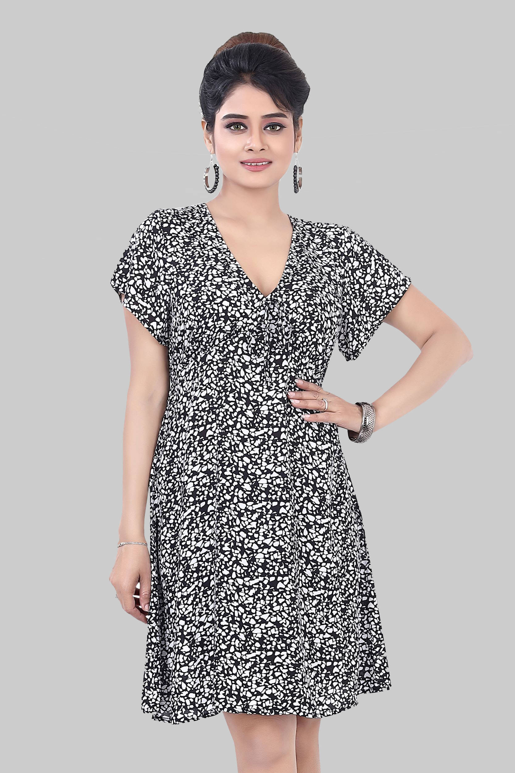     			JVNINE Women Rayon Printed A-line Dress ( Black )