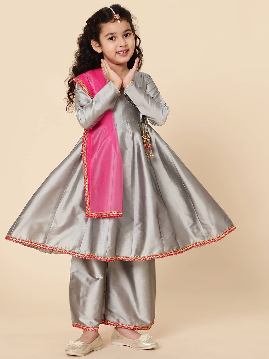     			A.T.U.N. Girls Polyester Kurta and Trousers Set ( Pack of 1 , Silver )