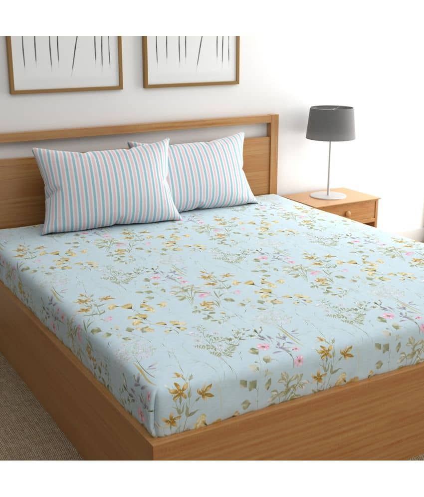 chhavi india Poly Cotton Floral King Size Bedsheet With 2 Pillow Covers - Brown