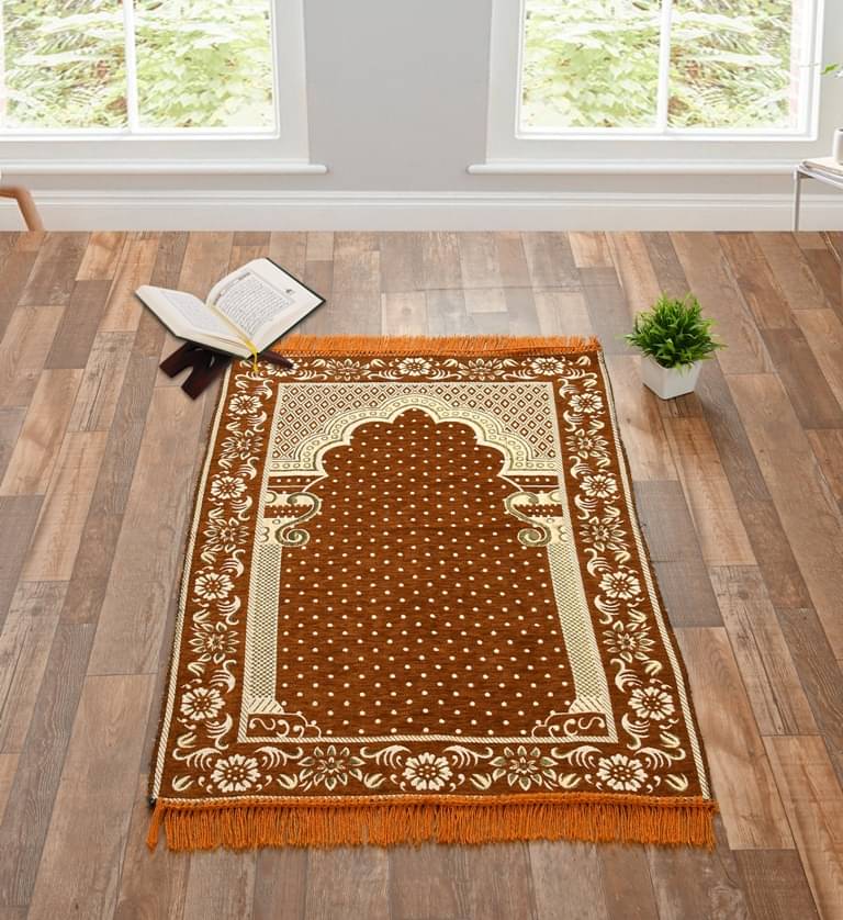     			FURNISHING HUT Beige Single Regular Velvet Prayer Mat ( 106 X 68 cm )