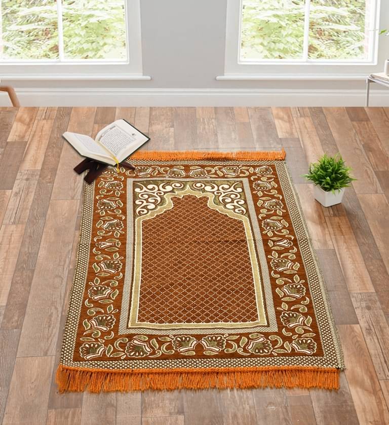     			FURNISHING HUT Beige Single Regular Velvet Prayer Mat ( 106 X 68 cm )