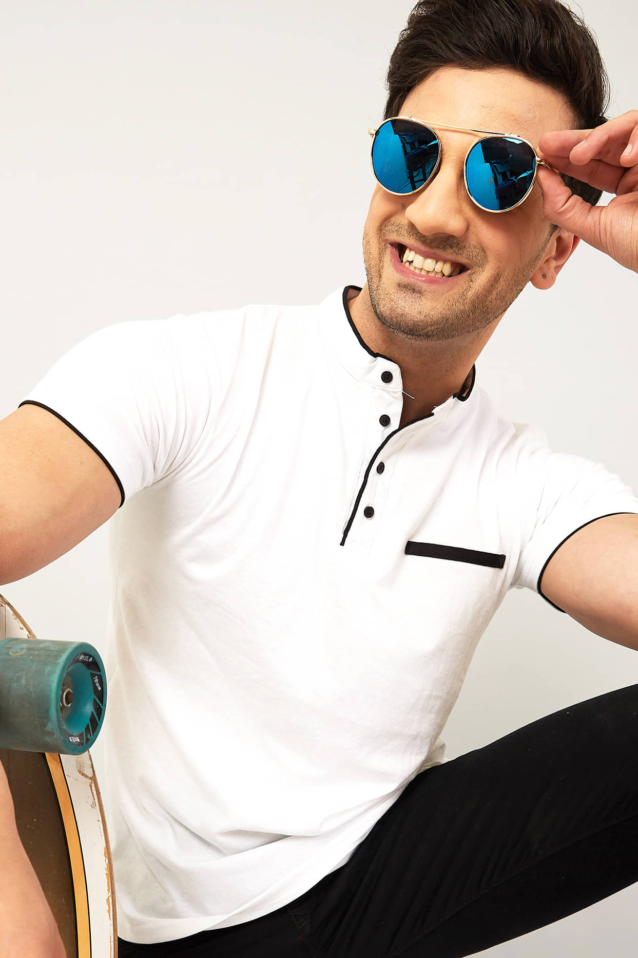     			GESPO Pack of 1 Cotton Blend Regular Fit Men's T-Shirt ( White )