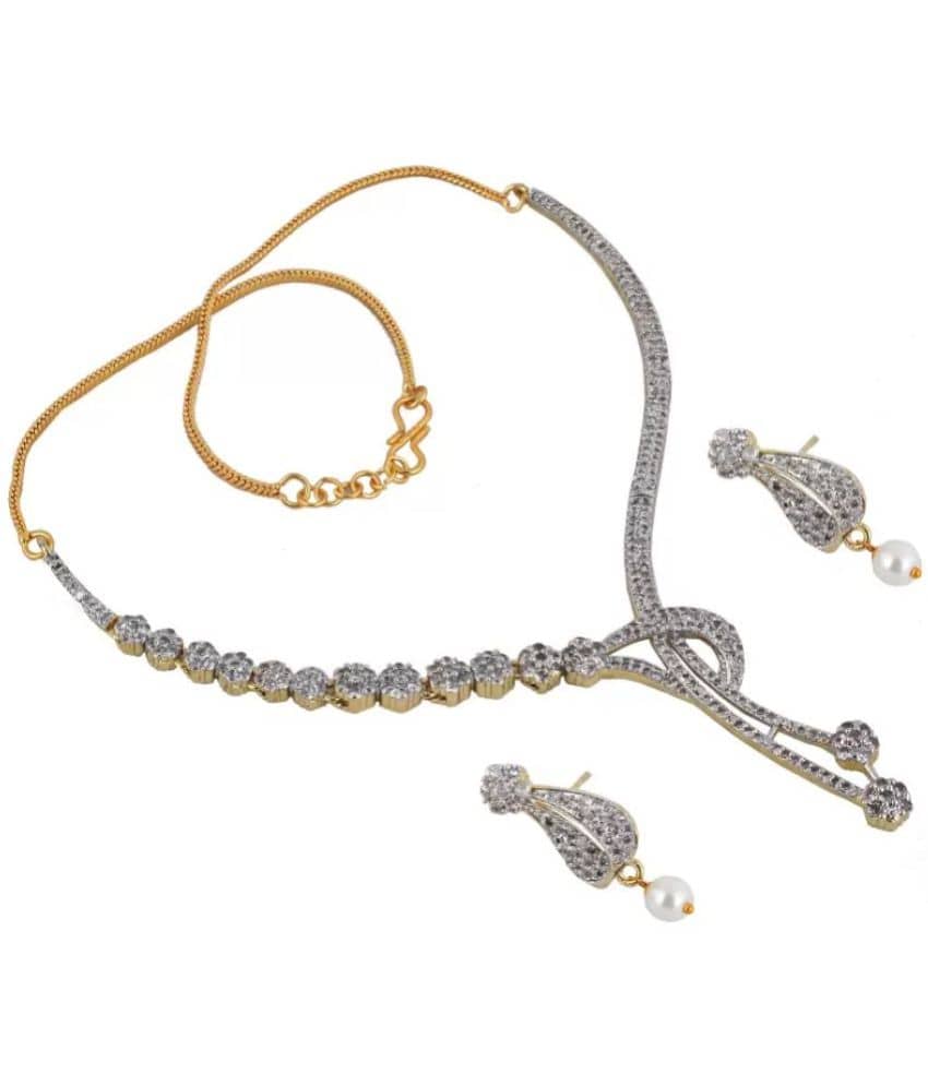 PUJVI Off White Alloy Necklace Set ( Pack of 1 )