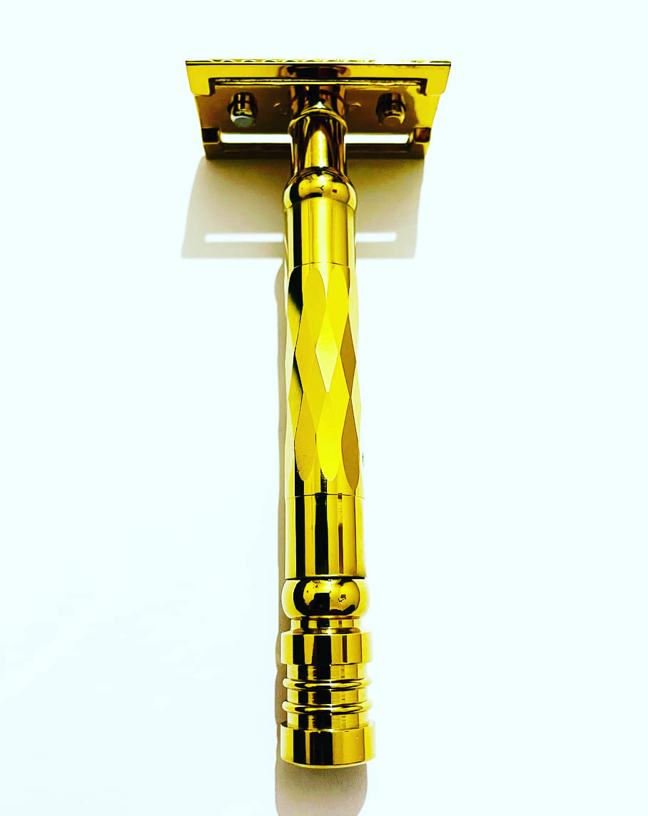 Romer-7 Regalia Antique Gold DE Safety Razor + SS Blade Safety Razor Double Edge 1 Romer-7 Regalia Antique Gold DE Safety Razor + SS Blade Safety Razor Double Edge 1