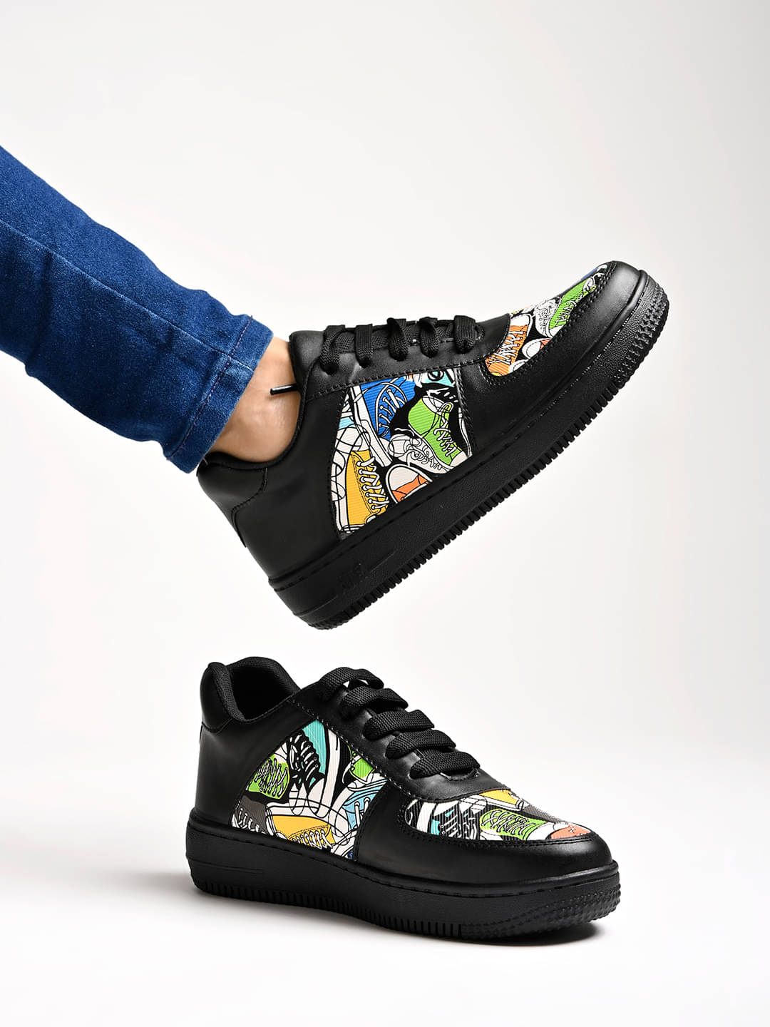     			Shoetopia Black Women's Sneakers