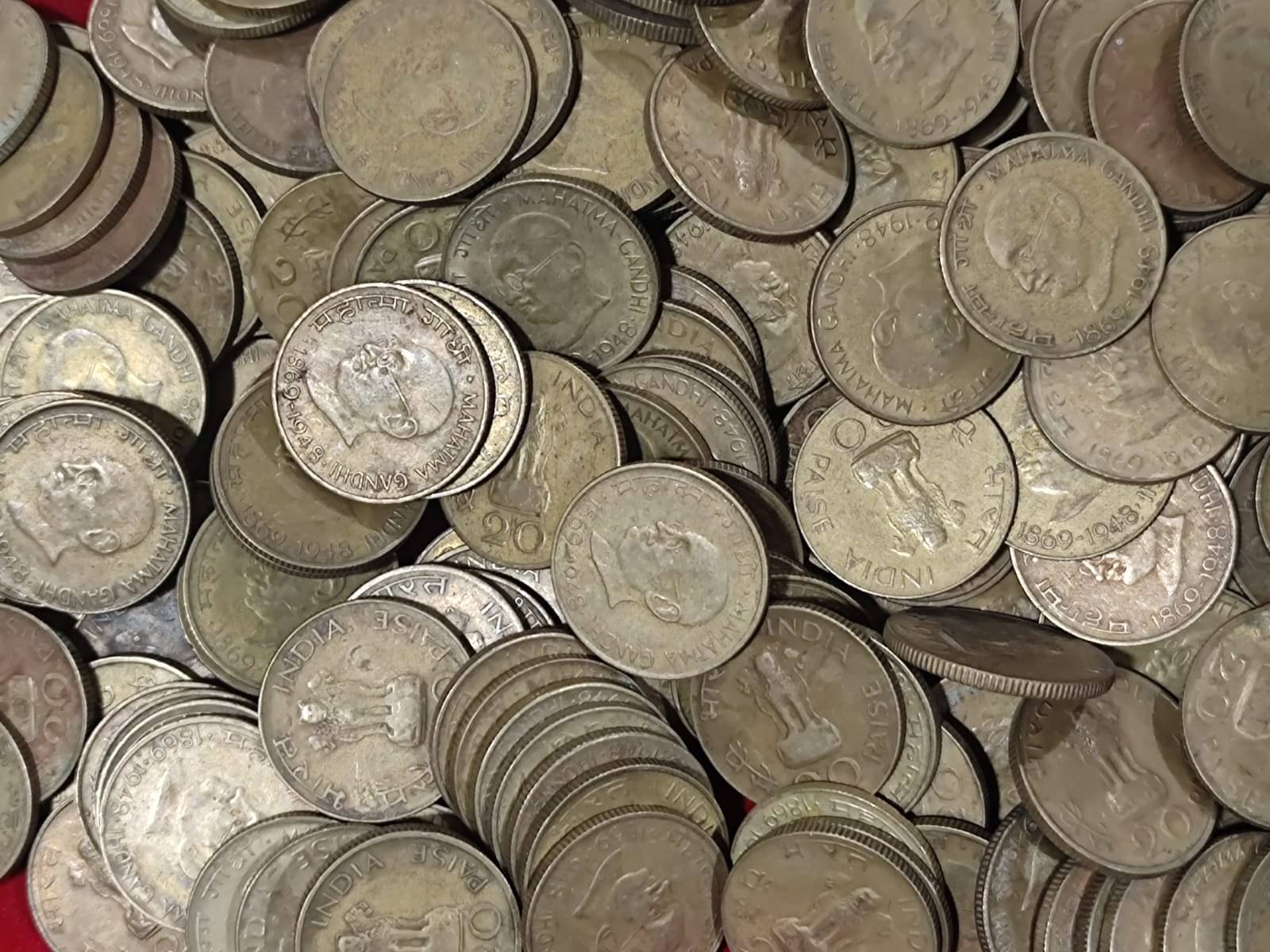 20 paisa Mahatma Gandhi Commemorative Coin 25 pcs Lott 20 paisa Mahatma Gandhi Commemorative Coin 25 pcs Lott