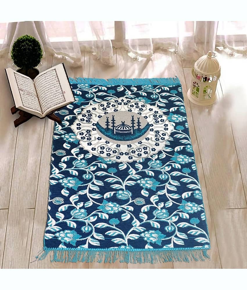 FURNISHING HUT Aqua Single Anti-skid Velvet Prayer Mat ( 106 X 68 cm )