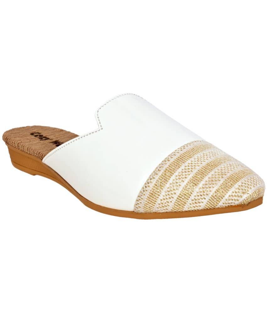 Cozy Wear Black Women's Mules - Ethnic Shoes | Buy online on ZillyBuy