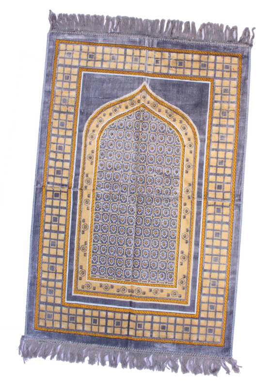    			ADIRNY Gray Single Regular Velvet Prayer Mat ( 110 X 70 cm )