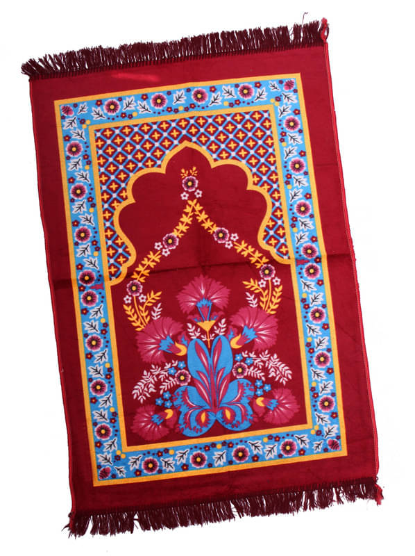 ADIRNY Maroon Single Regular Velvet Prayer Mat ( 115 X 75 cm )     			ADIRNY Maroon Single Regular Velvet Prayer Mat ( 115 X 75 cm )