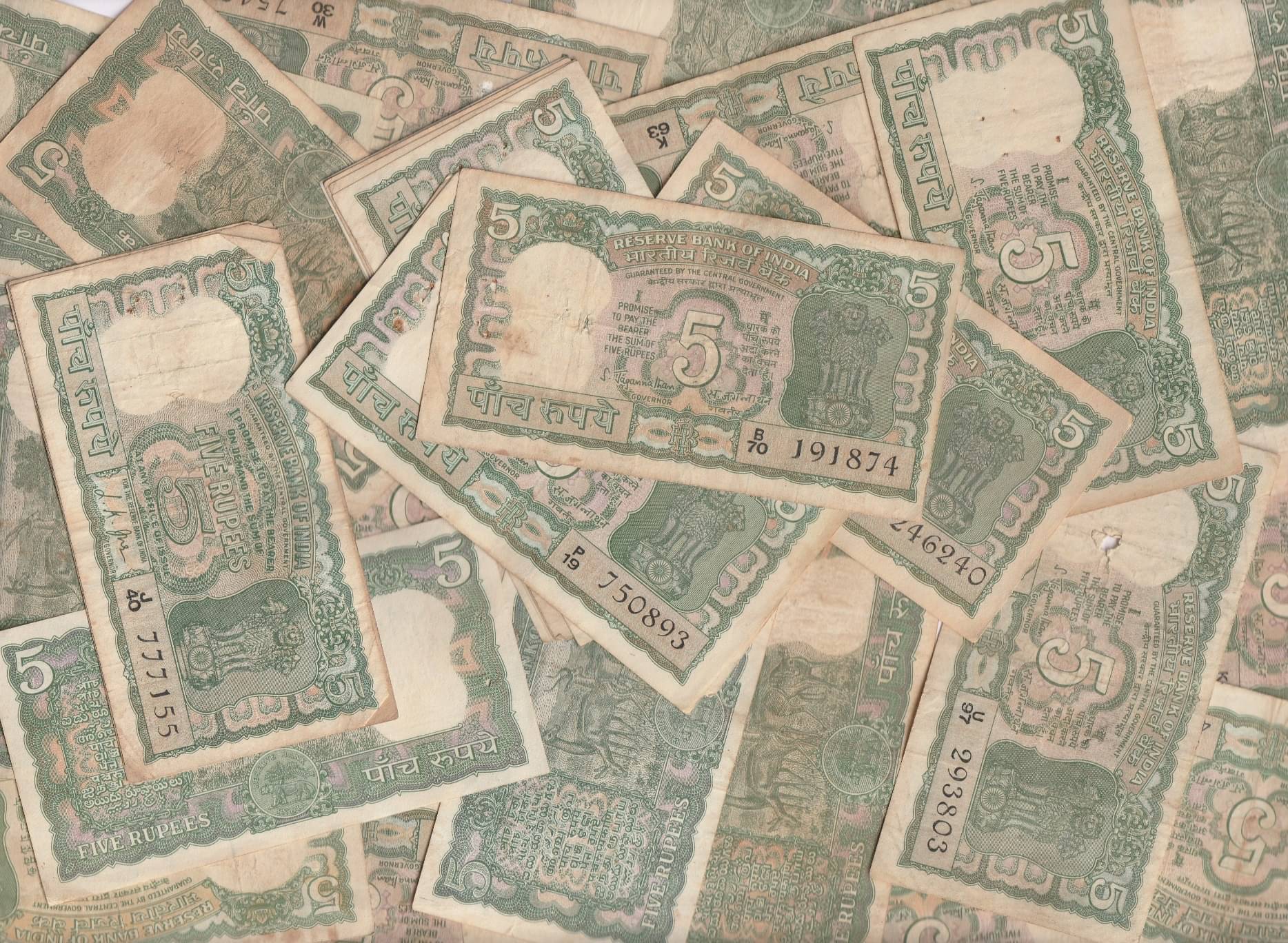     			SALE OFFER Very Rare 5 Rupees 4 DEER/HIRAN, INDIA Note