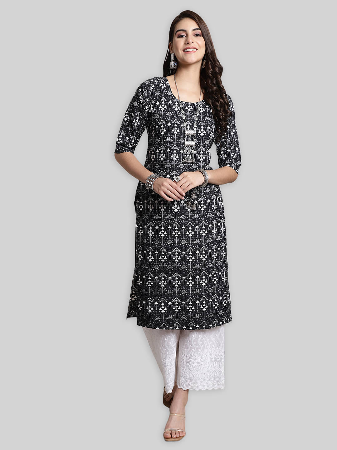     			1 Stop Fashion Crepe Printed Straight Women's Kurti - Black ( Pack of 1 )