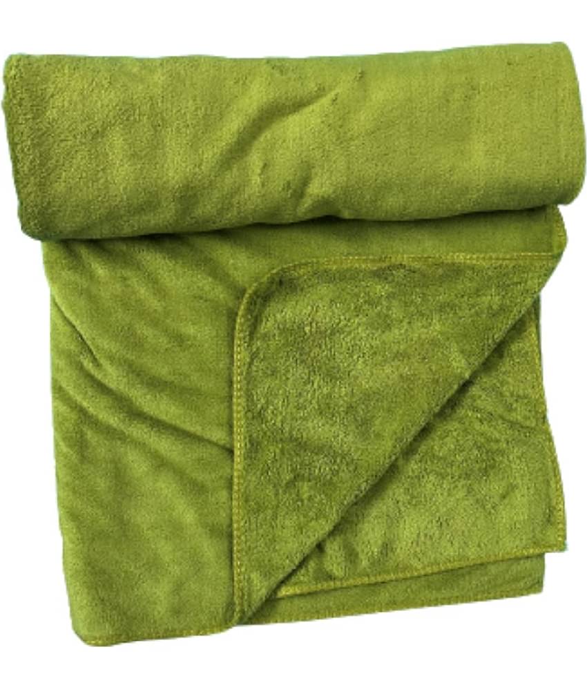 Finesse Decor Pack of 1 Microfibre 325 -GSM Bath Towel ( Green )