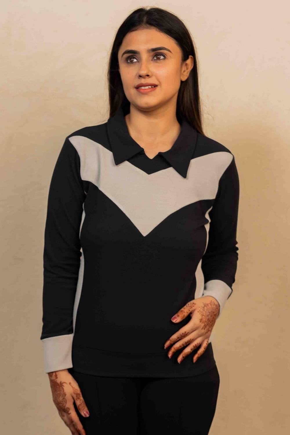 Prettify Cotton Blend Women's Zippered Sweatshirt ( Black ) Prettify Cotton Blend Women's Zippered Sweatshirt ( Black )