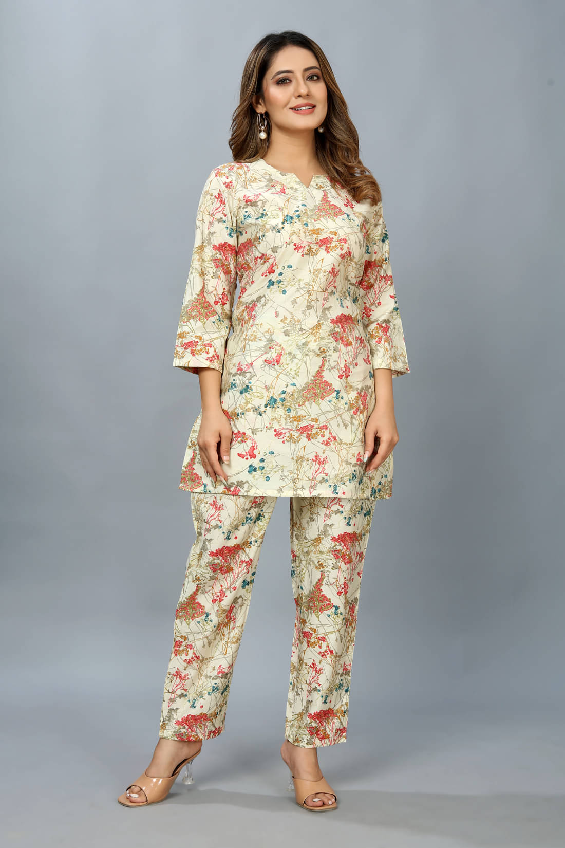     			SARRAS Women Printed Kurta With Trousers Co-Ord Set ( Cream )