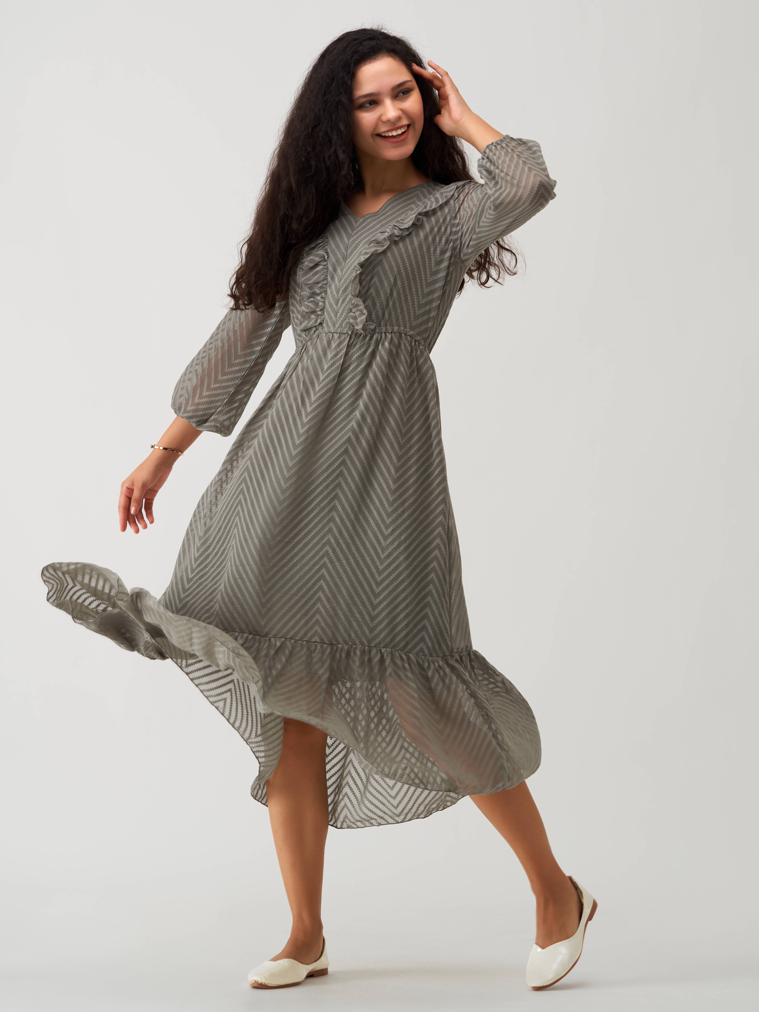 aask Polyester Blend Striped Knee Length Women's Fit & Flare Dress - Grey ( Pack of 1 ) aask Polyester Blend Striped Knee Length Women's Fit & Flare Dress - Grey ( Pack of 1 )