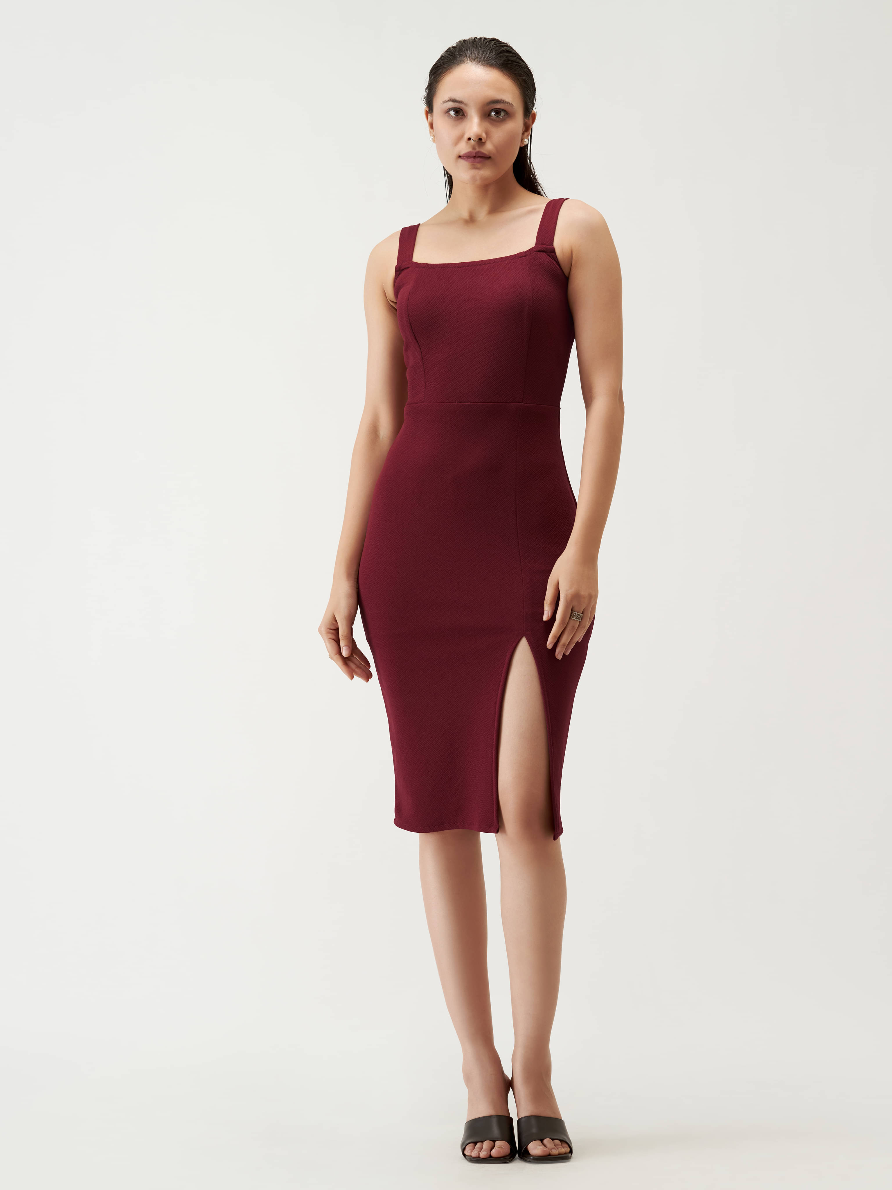 aask Women Polyester Blend Solid Fit & Flare Dress ( Maroon ) aask Women Polyester Blend Solid Fit & Flare Dress ( Maroon )