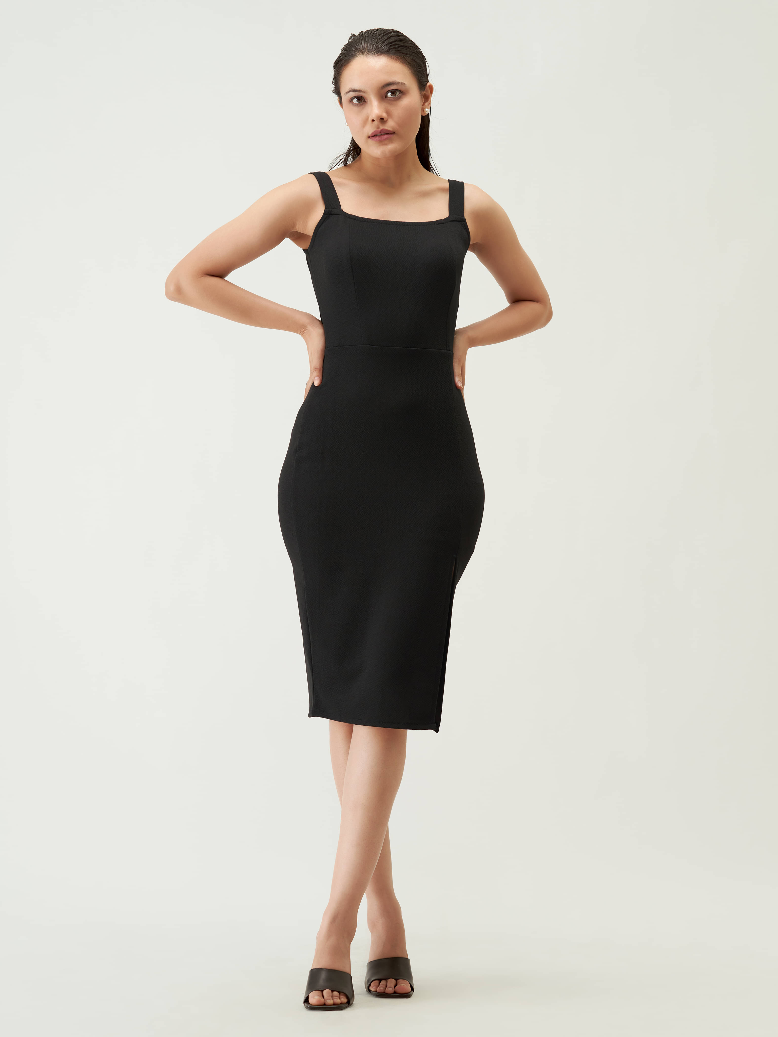     			aask Women Polyester Blend Solid Fit & Flare Dress ( Black )