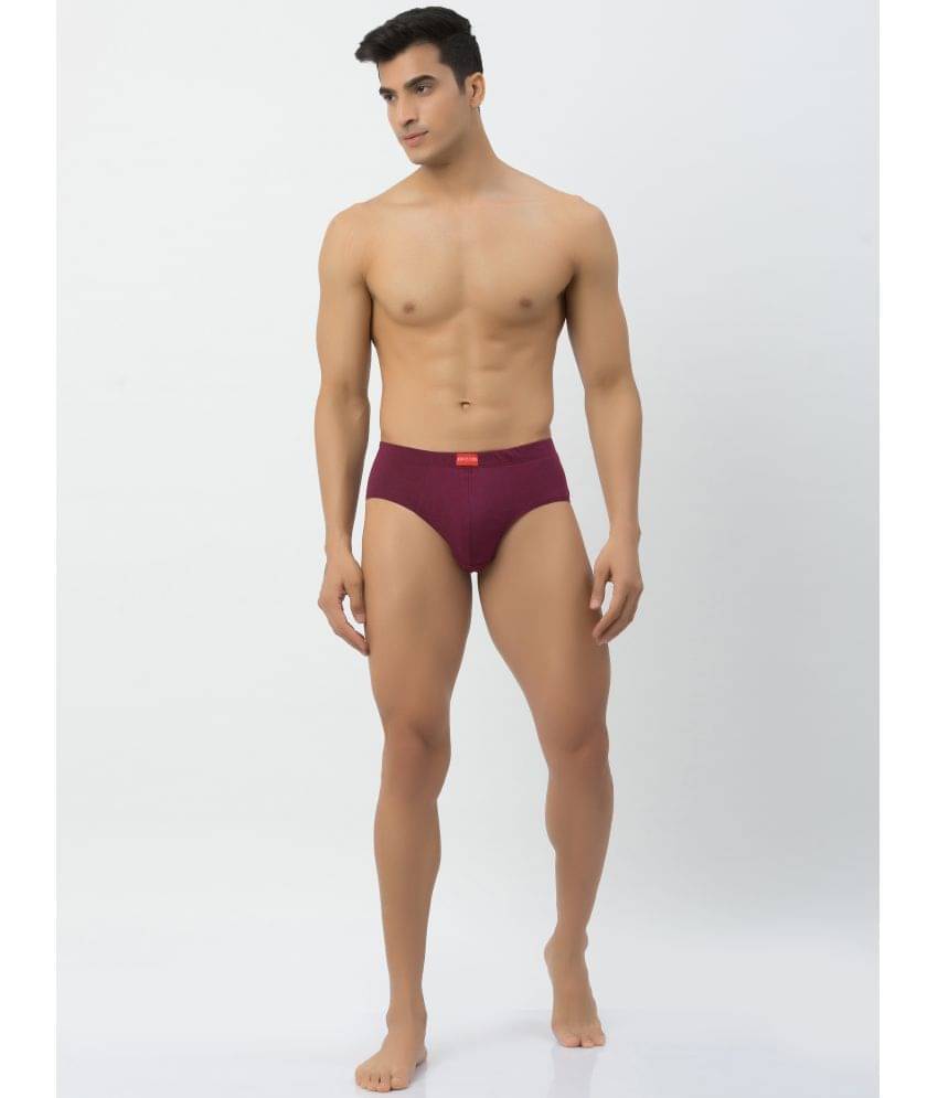     			John Players Purple John Players Briefs Cotton Men's Briefs ( Pack of 1 )