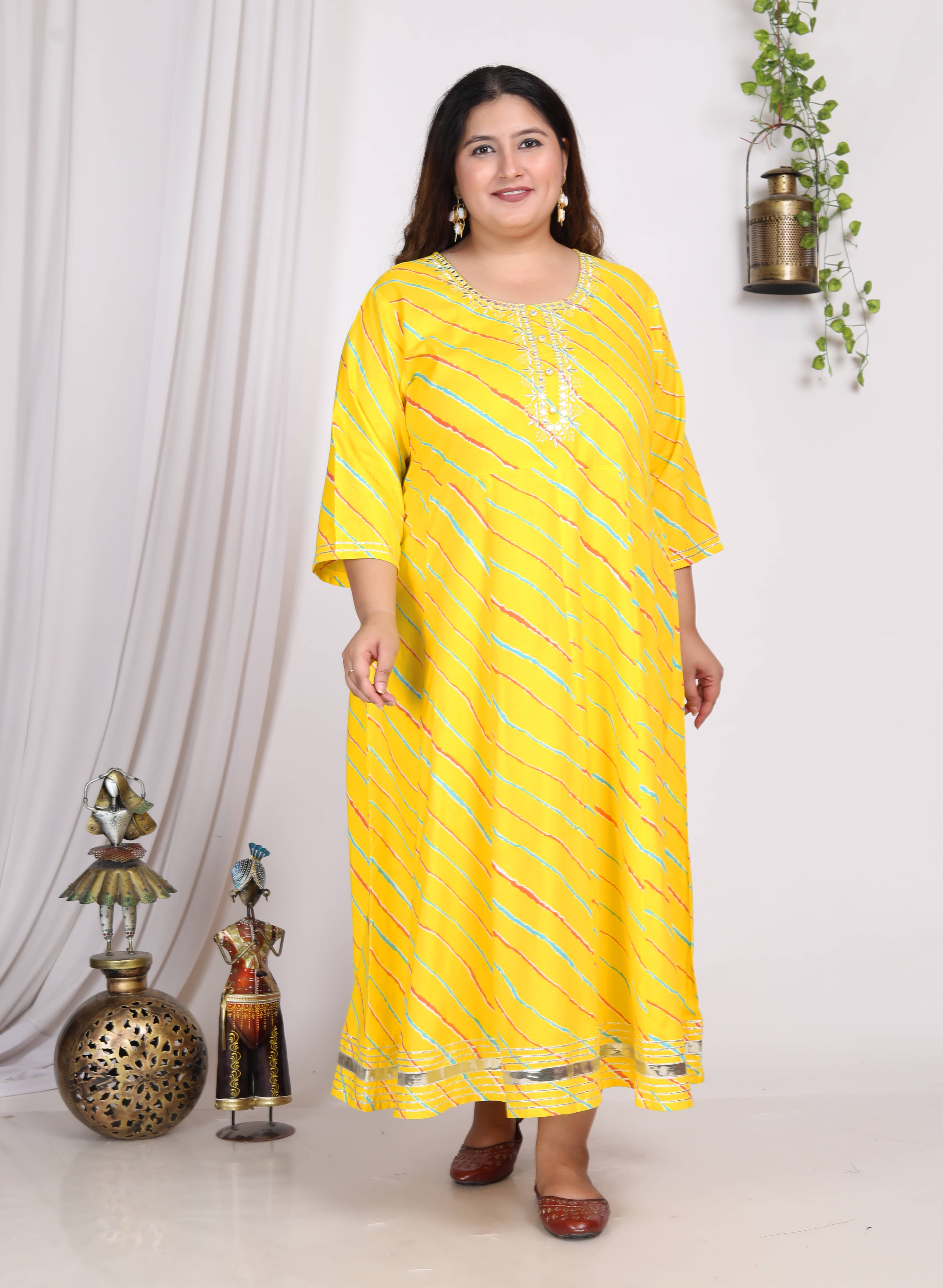 Swasti Cotton Blend Printed Anarkali Women's Kurti - Yellow ( Pack of 1 ) Swasti Cotton Blend Printed Anarkali Women's Kurti - Yellow ( Pack of 1 )