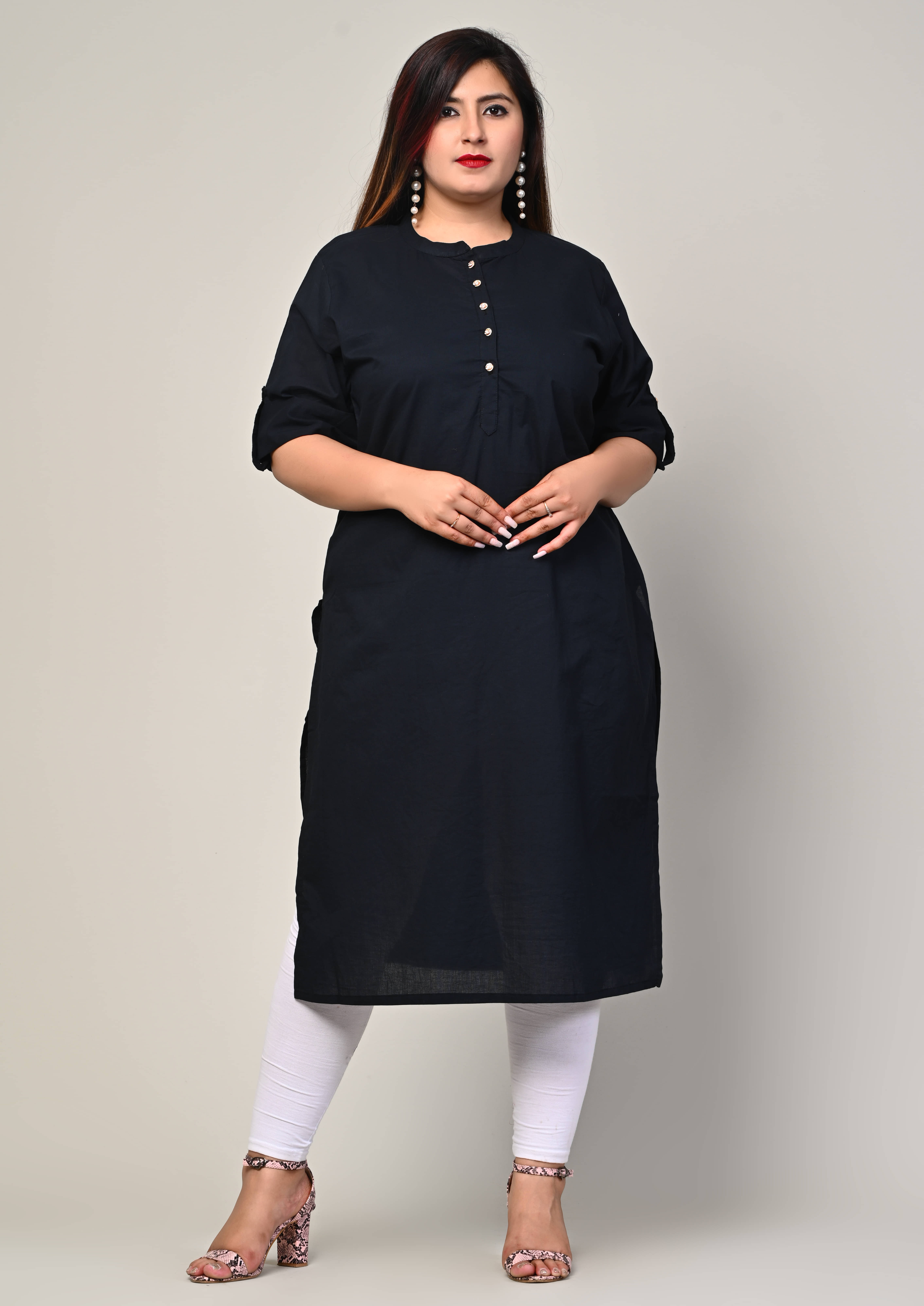     			Swasti Cotton Blend Printed Straight Women's Kurti - Black ( Pack of 1 )