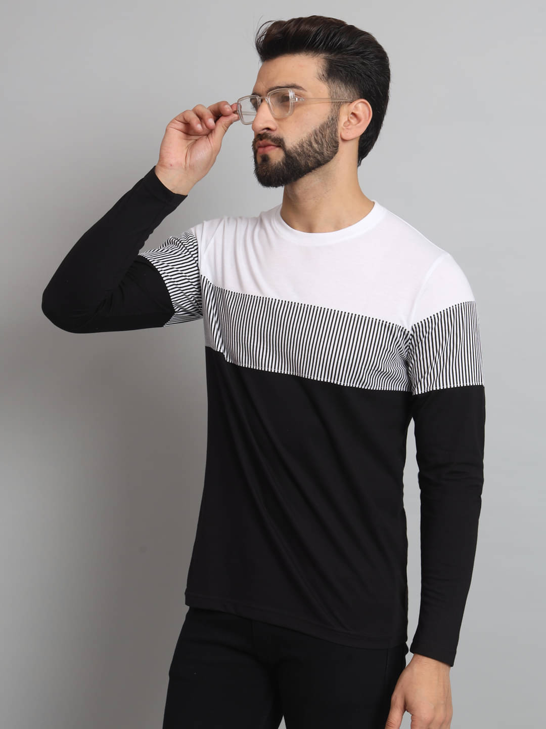 EMERALD APPAREL TRADING Pack of 1 Cotton Blend Regular Fit Men's T-Shirt ( Black ) EMERALD APPAREL TRADING Pack of 1 Cotton Blend Regular Fit Men's T-Shirt ( Black )