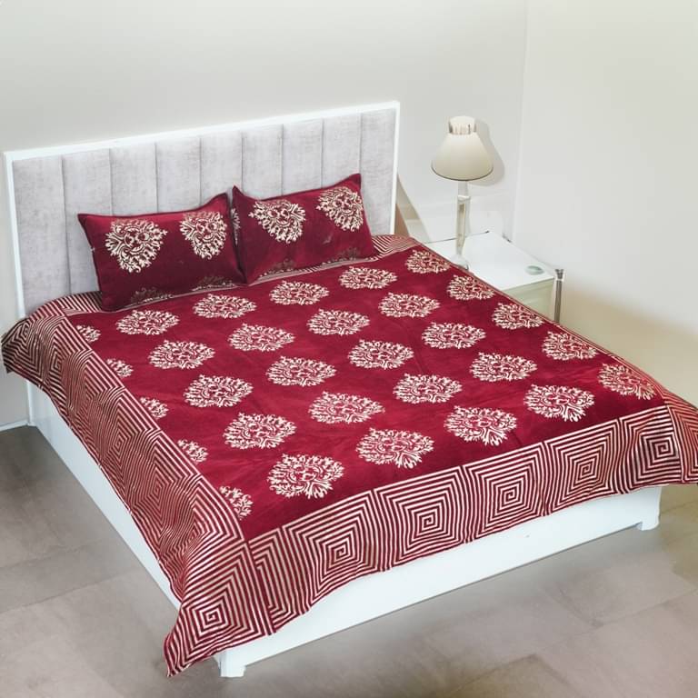 FURNISHING HUT Chenille King Bedsheet ( Maroon ) FURNISHING HUT Chenille King Bedsheet ( Maroon )