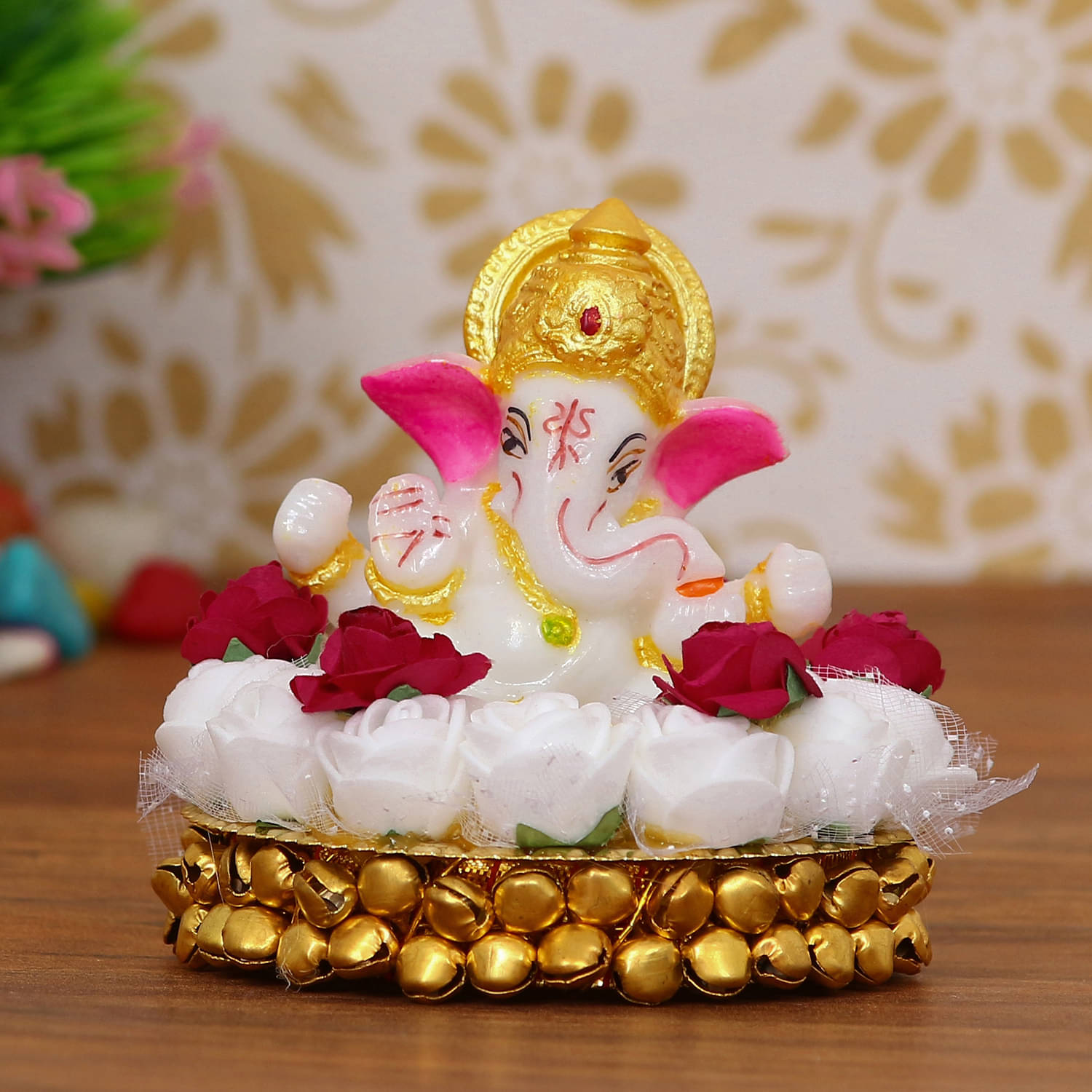 eCraftIndia White & Gold-Toned Handcrafted Lord Ganesha Idol on Decorated Plate Showpiece eCraftIndia White & Gold-Toned Handcrafted Lord Ganesha Idol on Decorated Plate Showpiece