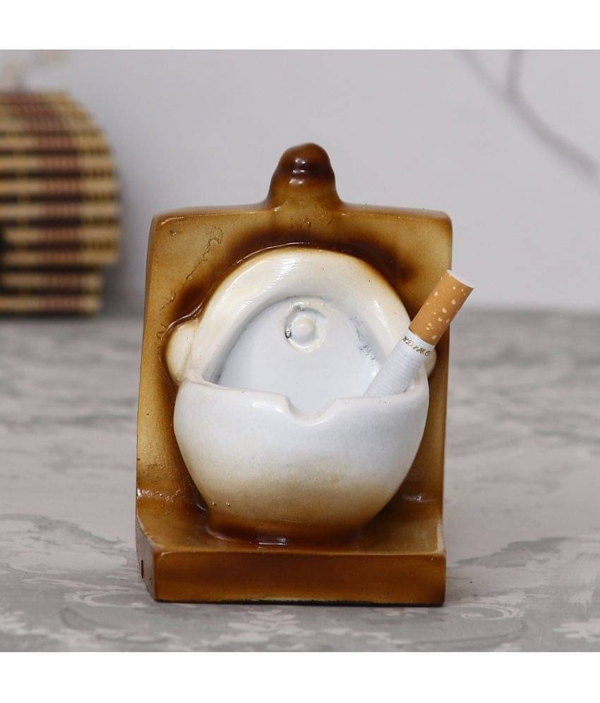 eCraftIndia designer polyresin white and brown ash tray     			eCraftIndia designer polyresin white and brown ash tray