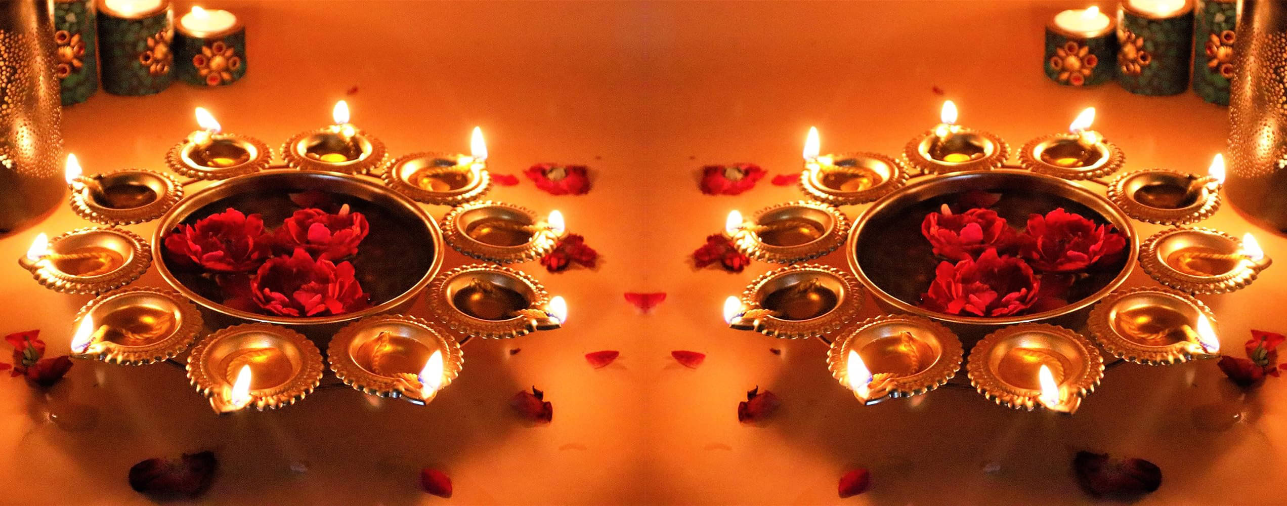     			METAL MESTERY Gold Floor Iron Tea Light Holder - Pack of 2