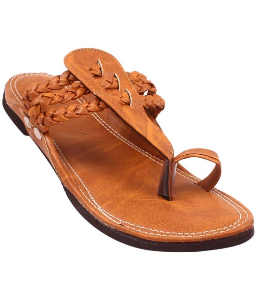 Apratim Brown Men's Kolhapuris - Ethnic Shoes | Buy online on ZillyBuy