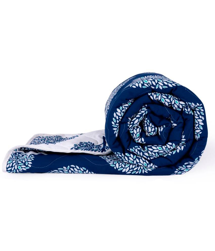     			DIVINE CASA Microfiber Floral Single Comforter ( 230 x 140 ) Pack of 1 - Blue