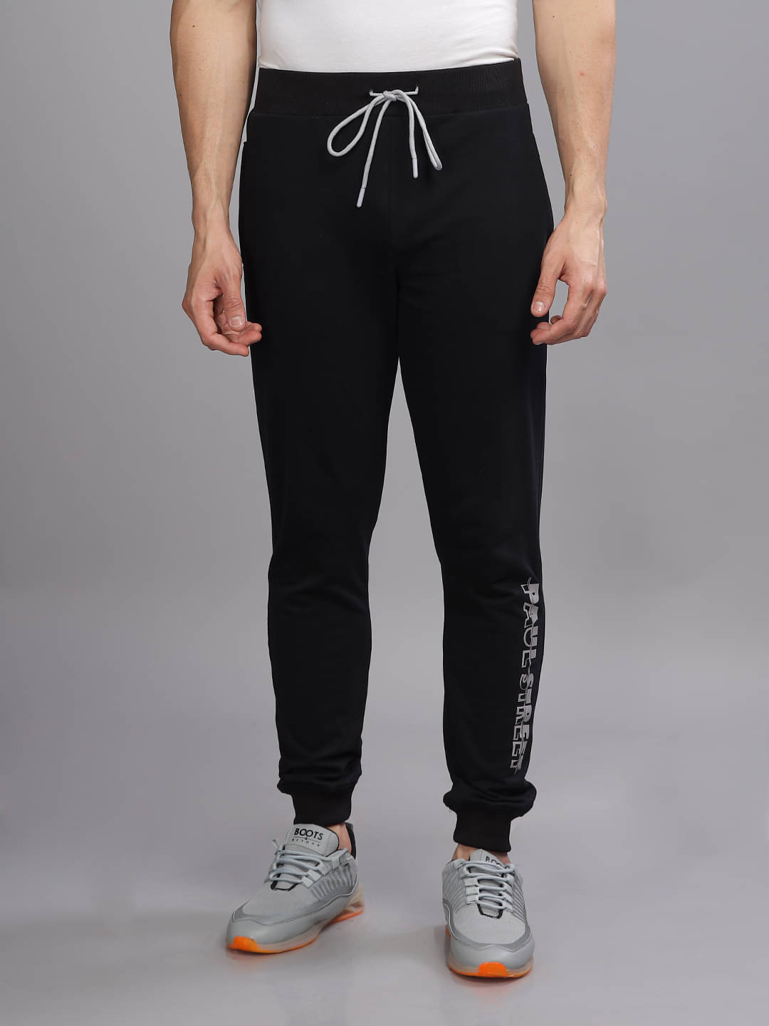     			Paul Street Black Cotton Men's Joggers ( Pack of 1 )