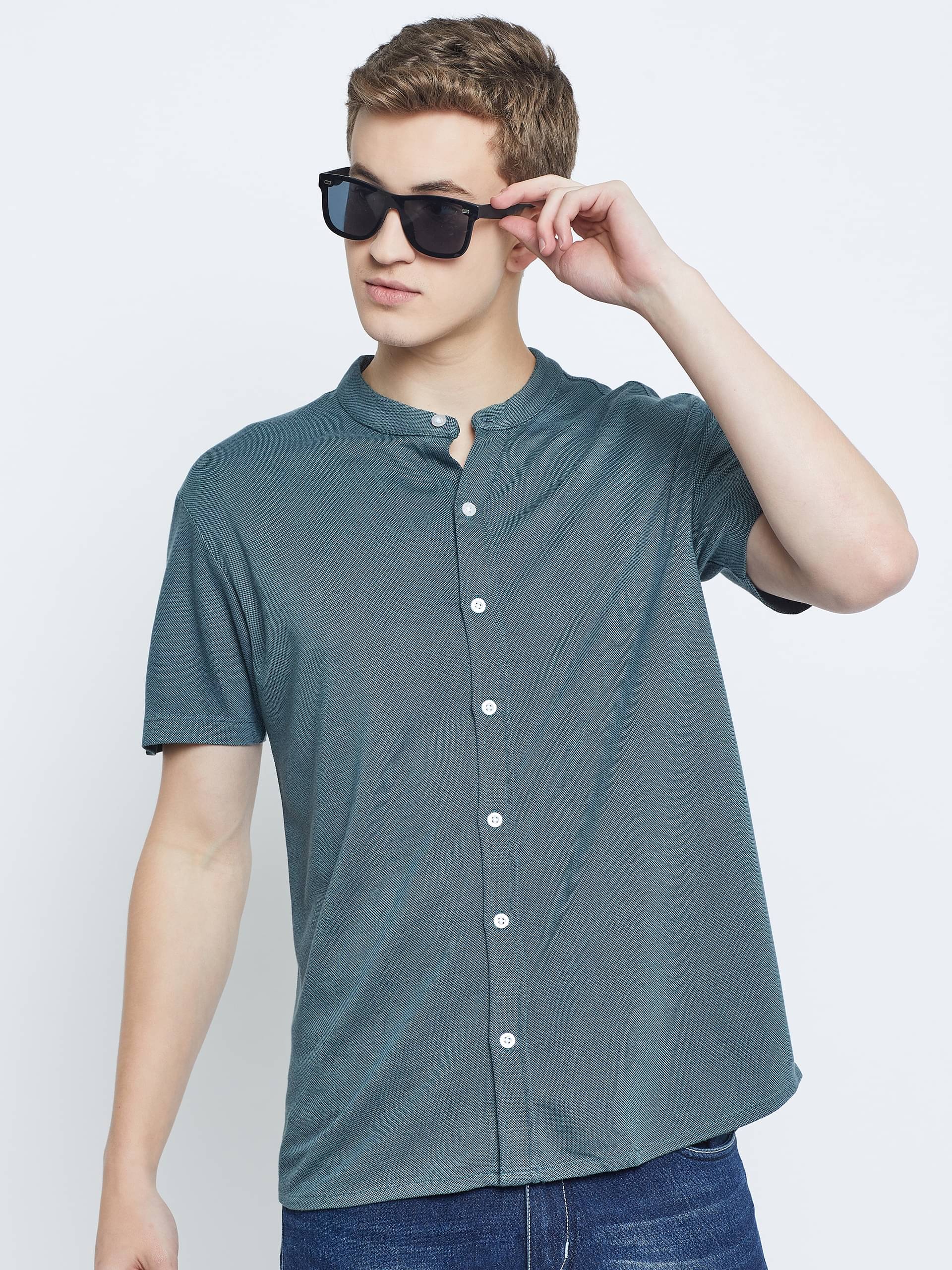 GET GOLF Cotton Blend Regular Fit Solids Half Sleeves Men's Casual Shirt - Light Blue ( Pack of 1 ) GET GOLF Cotton Blend Regular Fit Solids Half Sleeves Men's Casual Shirt - Light Blue ( Pack of 1 )
