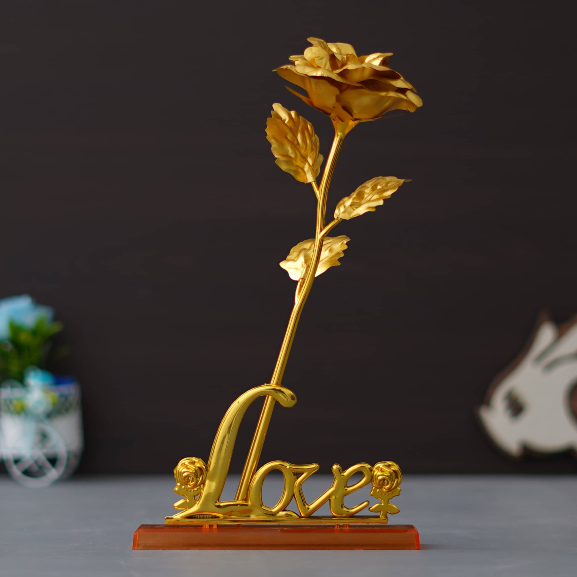 eCraftIndia Valentine Gift Set Gold-Toned Rose Table Decor Showpiece     			eCraftIndia Valentine Gift Set Gold-Toned Rose Table Decor Showpiece