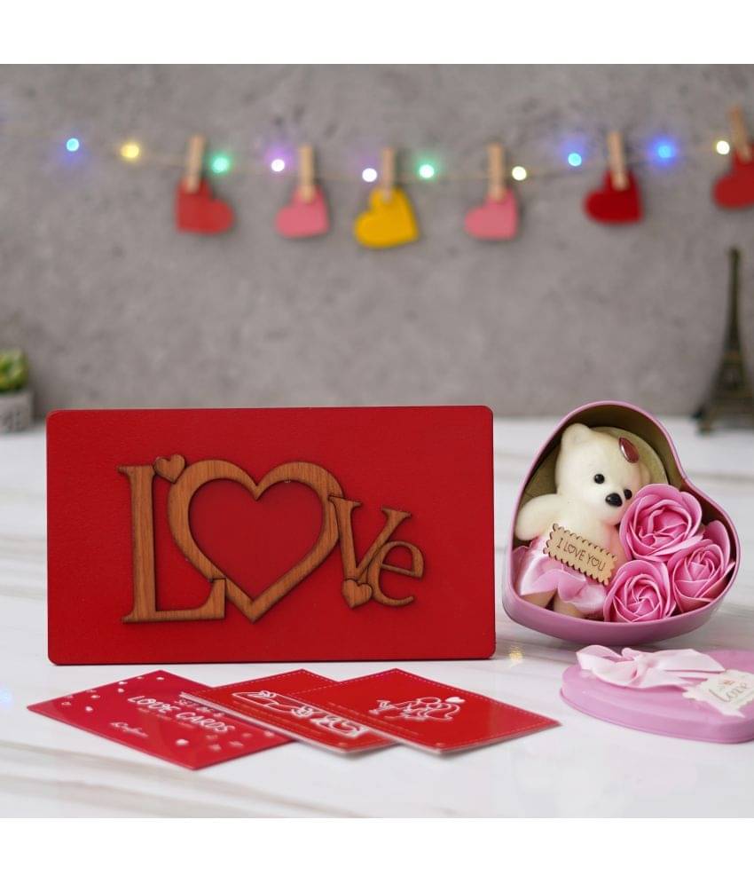     			eCraftIndia Red Paper Valentine Hamper