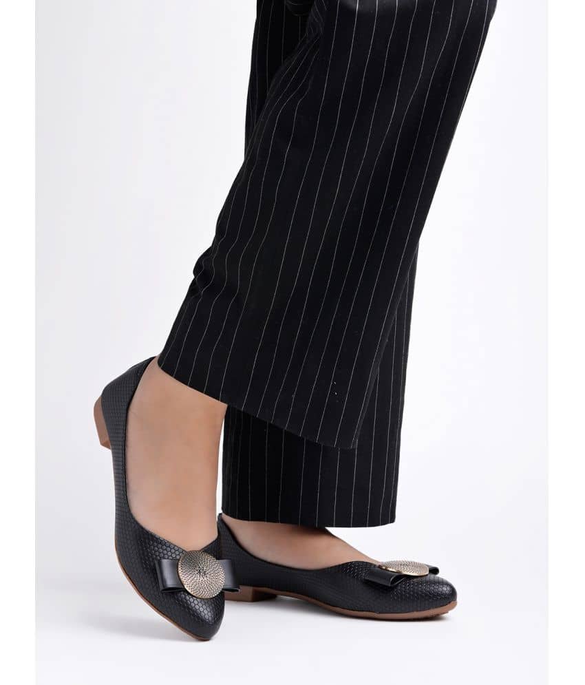 Shoetopia White Women's Casual Ballerinas - Casual Shoes | Buy online on ZillyBuy