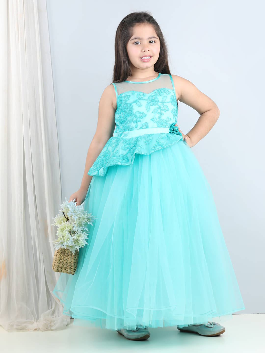 Toy Balloon Kids Net Gown For Girls ( Pack of 1 , Green ) Toy Balloon Kids Net Gown For Girls ( Pack of 1 , Green )